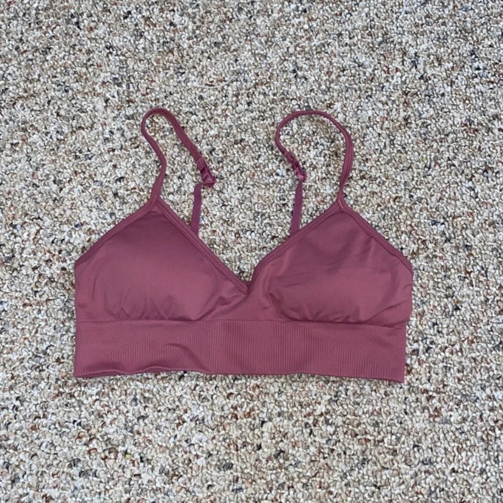 Lululemon ebb to street bra